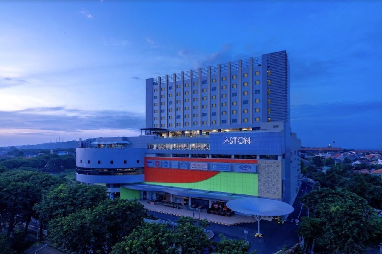 Aston Gresik Hotel & Conference Center Exteriér fotografie