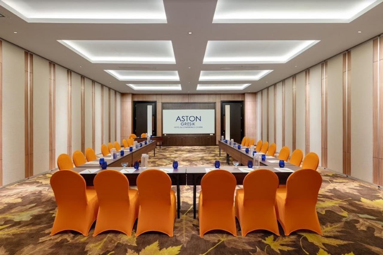 Aston Gresik Hotel & Conference Center Exteriér fotografie
